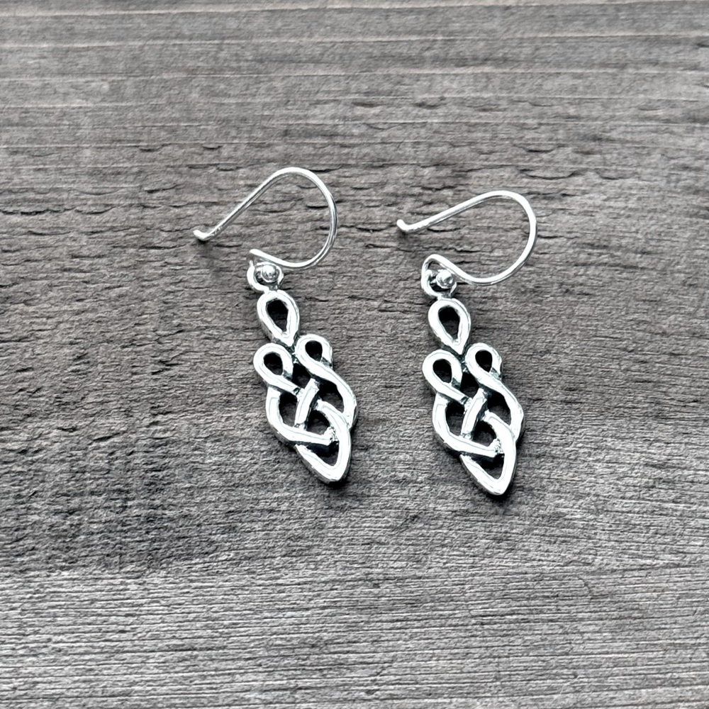 Dainty 925 Sterling Silver Celtic Dangle Earrings! NEW!